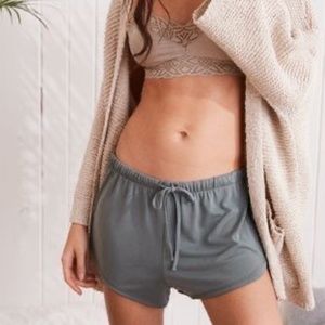 AERIE SOFTEST TULIP SHORT
